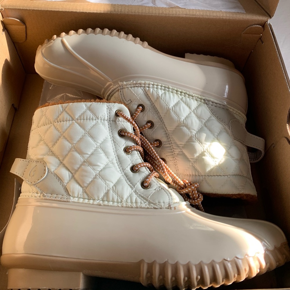 Ladies boots